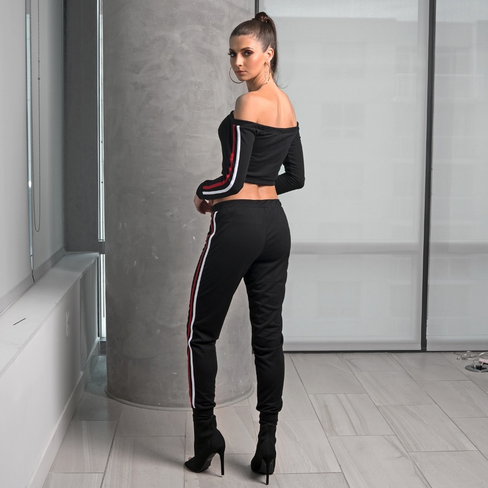 Side Stripe Cuff Leggings Set - Picture 3 of 4